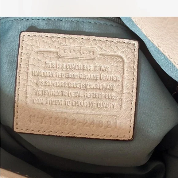 Coach Soft Cream Leather Shoulder Bag - Picture 6 of 8